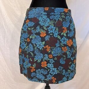 **2/$18** NWT - Loft Skirt - Size 6